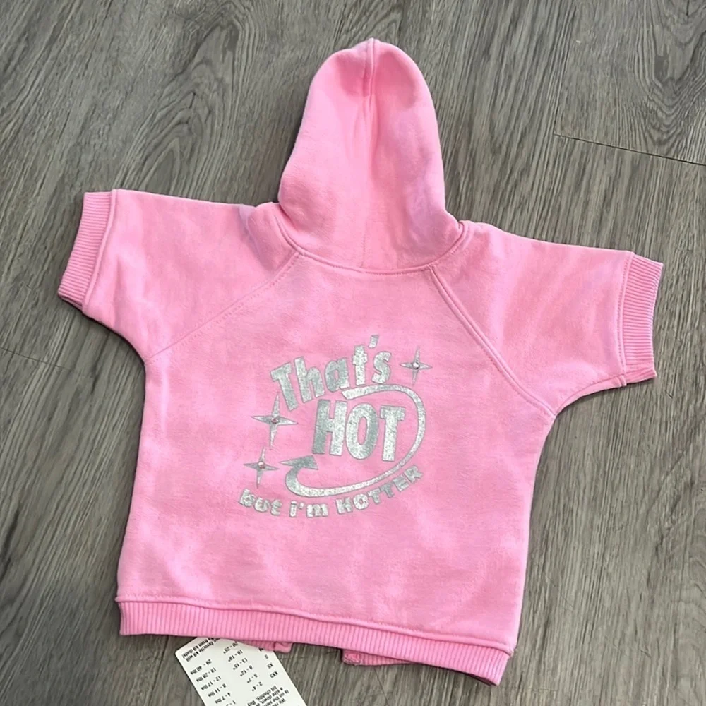 Doggie pink hoodie That’s hot 🐶